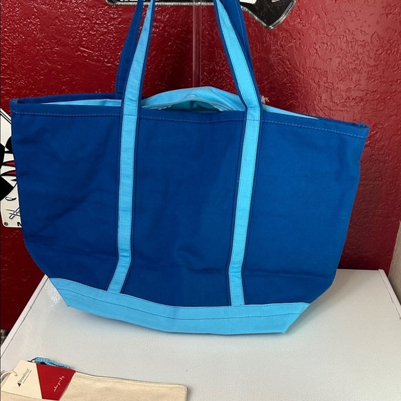 Shorebags 2Elegant Blue and Cream Tote Bag and small bag - Picture 5 of 10